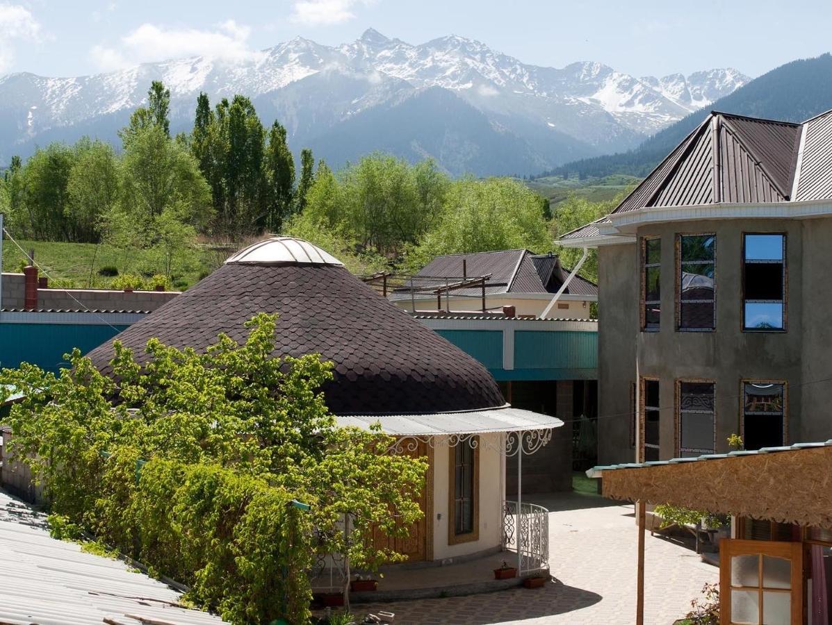 Barskoon Guest House Buitenkant foto
