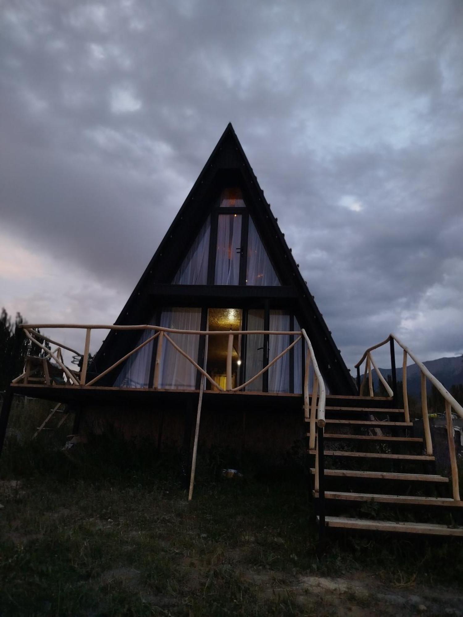 Barskoon Guest House Buitenkant foto